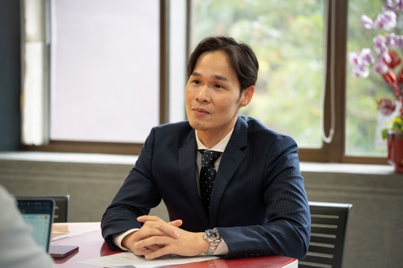 廖邕教授以AI與運動科技啟發熟齡族群，透過數據理解健康規則，打開創新視野，為第二人生創造契機。(張志綸攝)