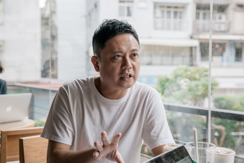 燕京大樓主委吳文凱：外牆拉皮加上結構補強，不必搬家也能升級居住品質，家人都更放心。