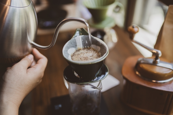 辛悅台以咖啡為媒介平台，陪伴弱勢翻轉人生。 