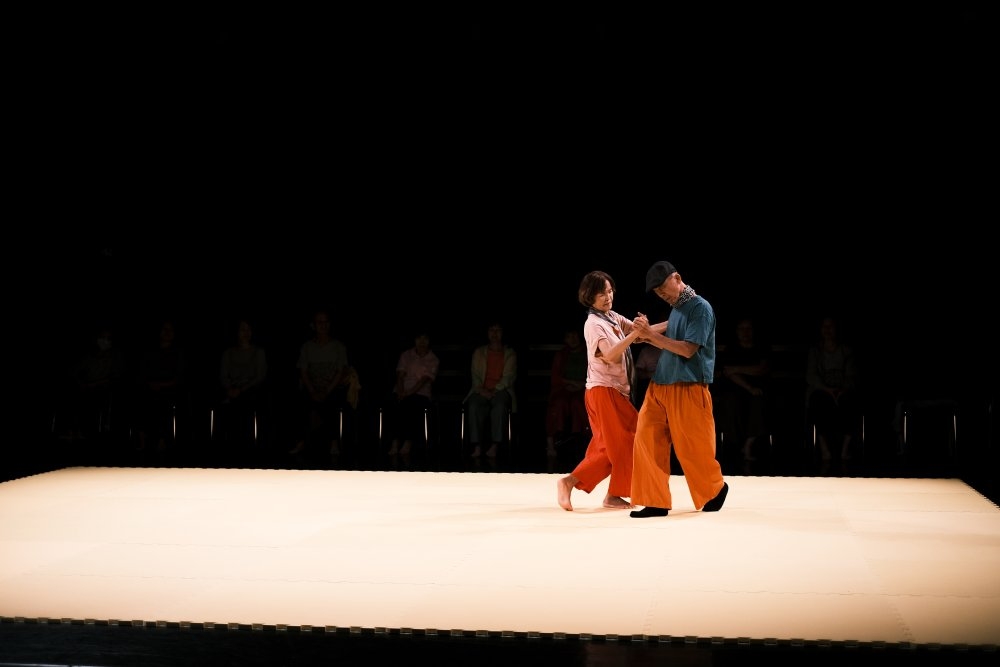 表演者韓英、陳國顥。（圖片來源：劉彥成）