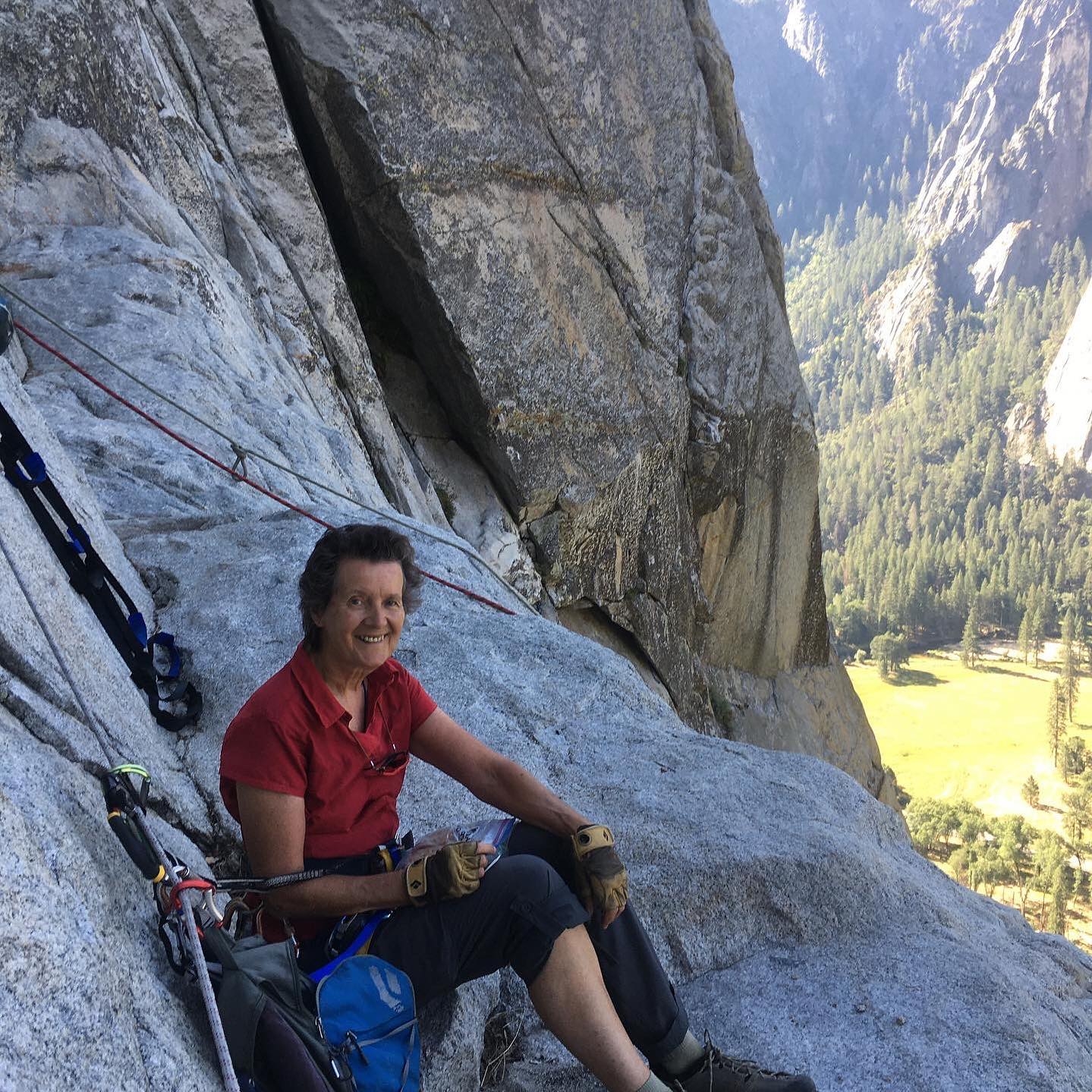 沃洛尼克說，沒有想過自己會真的愛上攀岩，然而這項運動讓她領會到了過往不曾體驗過的心境。（圖片來源：IG@dierdre_wolownick_honnold）