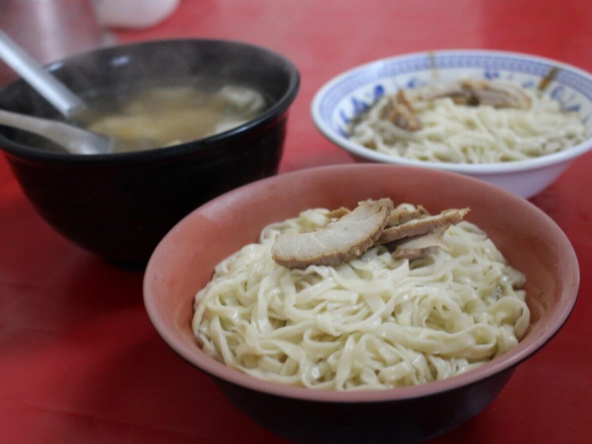 老盧外省麵