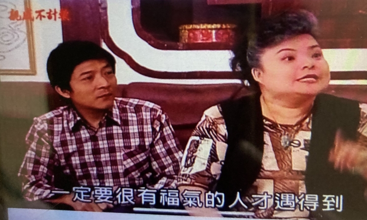 趙仲榮（左）常在學生電影中飾演爸爸、阿公，電視劇《親戚不計較》中，也能看見他生動的演出。（圖片來源：趙仲榮）
