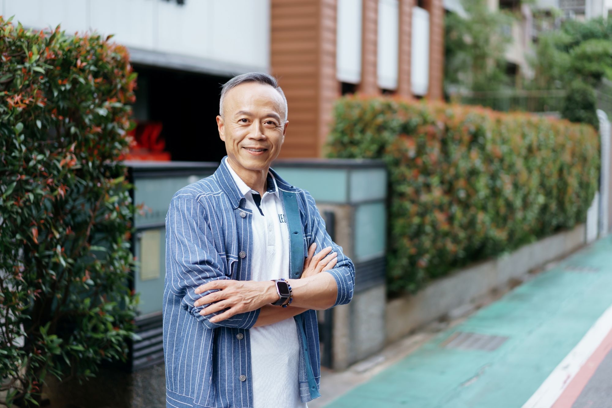 晚上開車越來越吃力?賴威廷醫療長揭白內障4大早期警訊:50歲後別誤以為只是老花眼_img_1