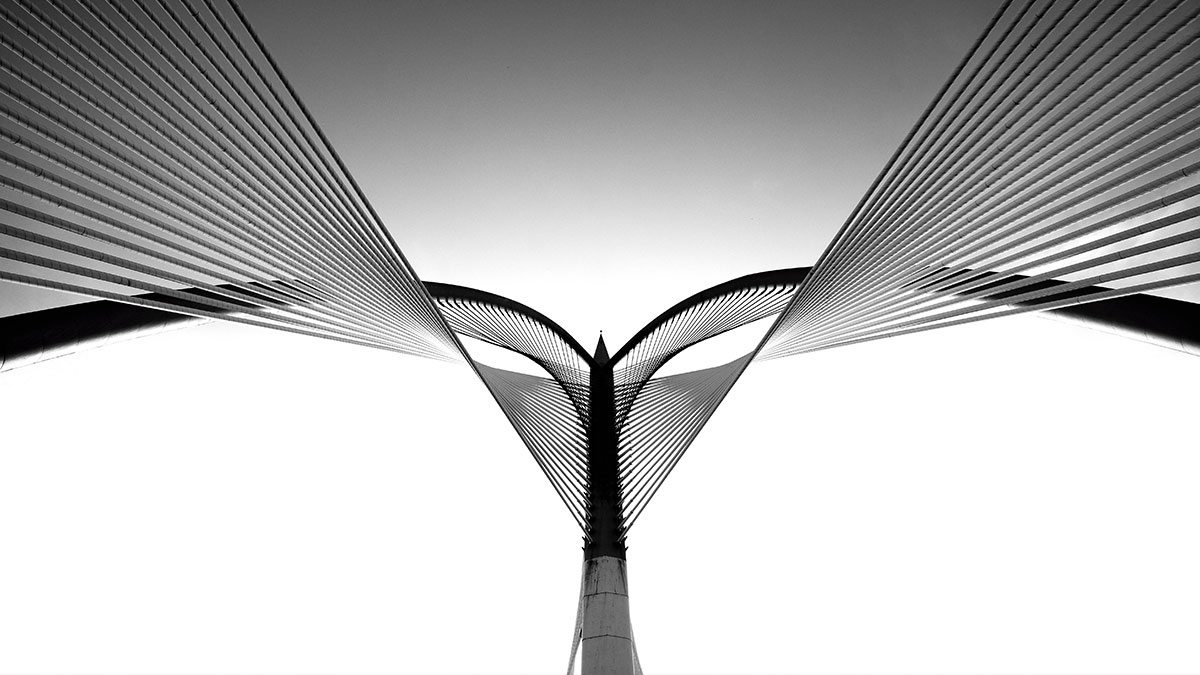 策略壓力適當，企業績效妥當