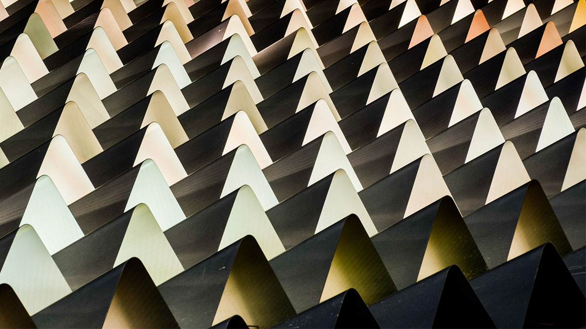 平台的做法和傳統企業有何不同