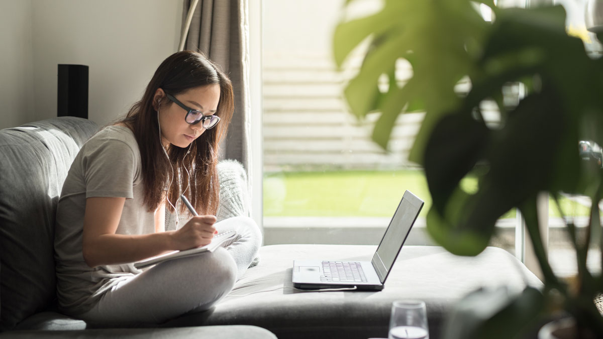 五成企業認為WFH效率打折，混合上班成企業與員工最大共識？