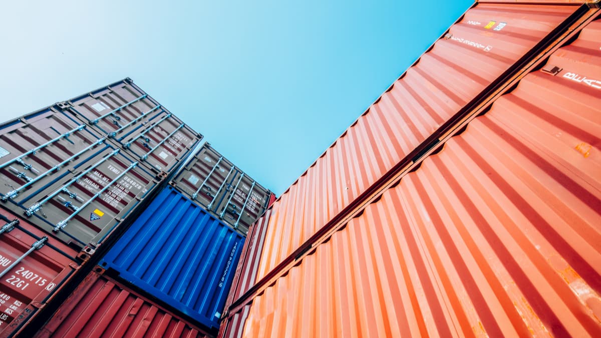 哈薩克：電腦製造大國？