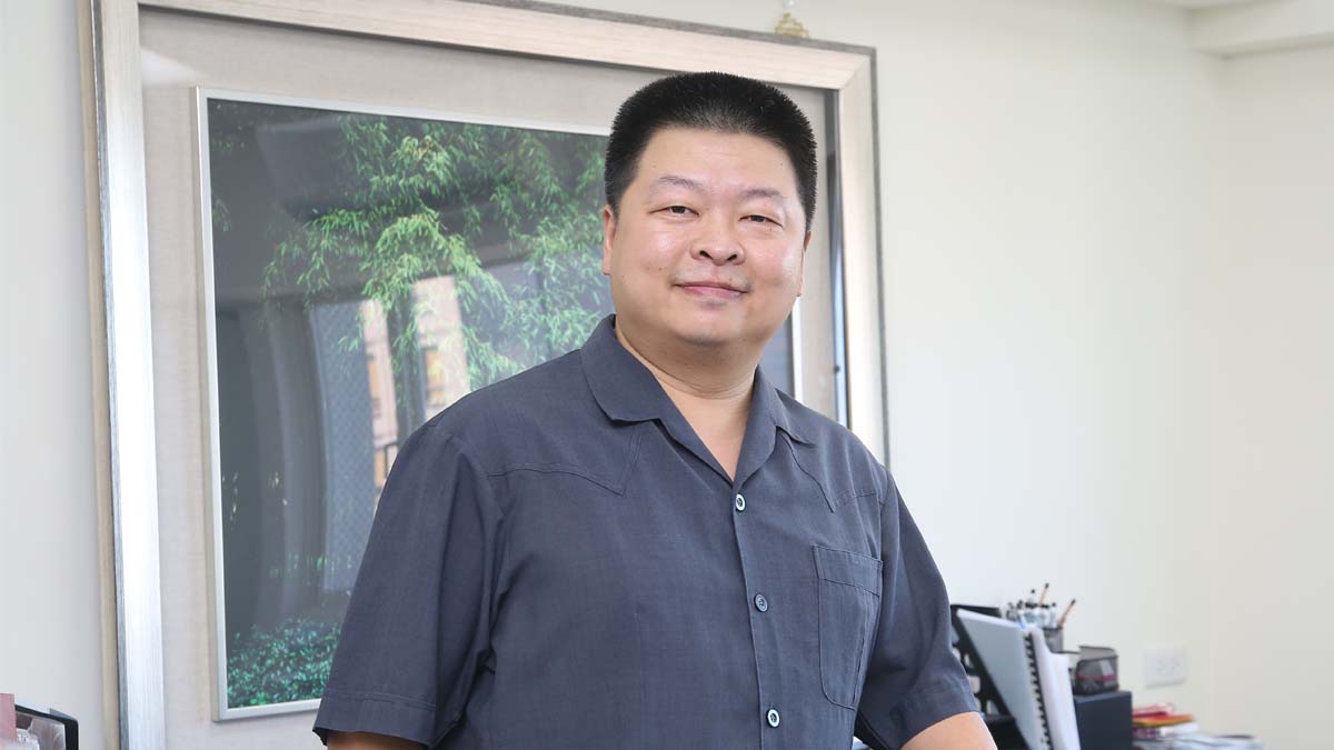 轉型成為會跳舞的大象