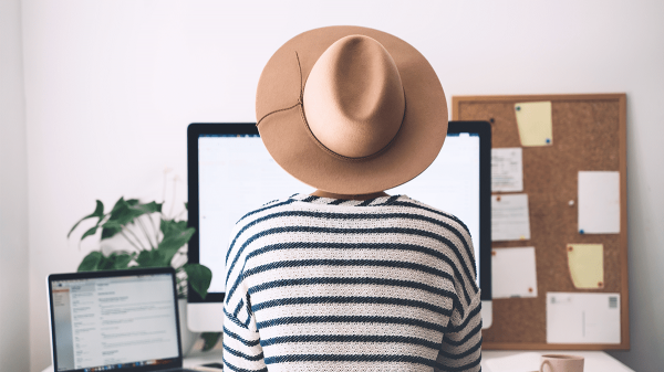 創業初成，該換營運方向嗎？