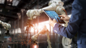 創業成果初見，該深耕或跨足經營？