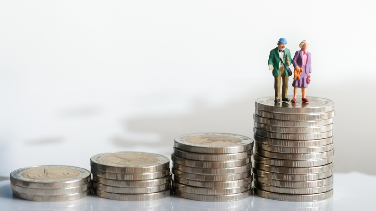 當丈夫退休而妻子仍在工作時，會發生甚麼事情？