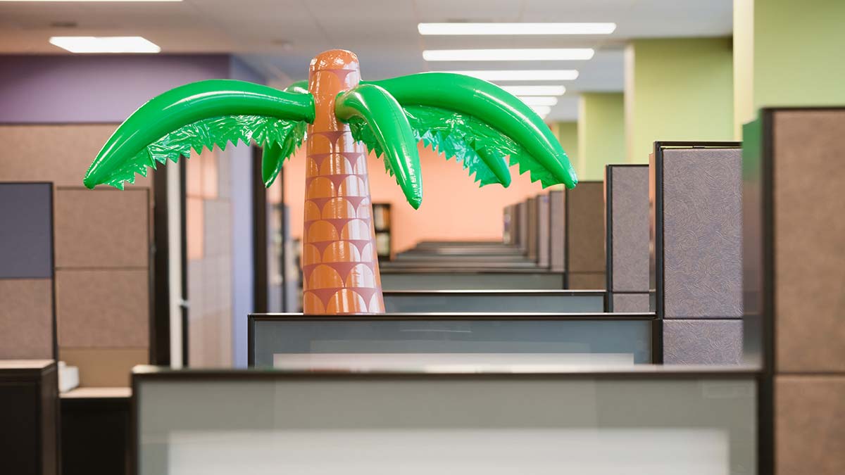 讓「無聊」公司吸引年輕人的「酷」方法