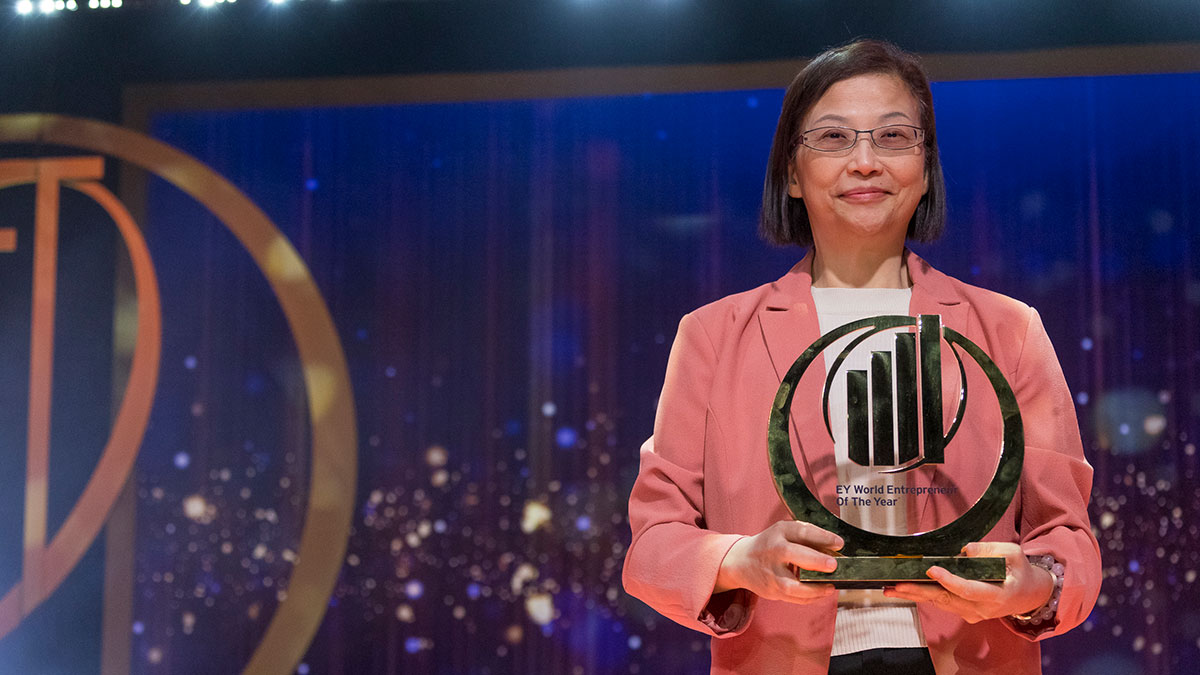 啟動一千億擴廠計畫，徐秀蘭積極迎戰全球風暴