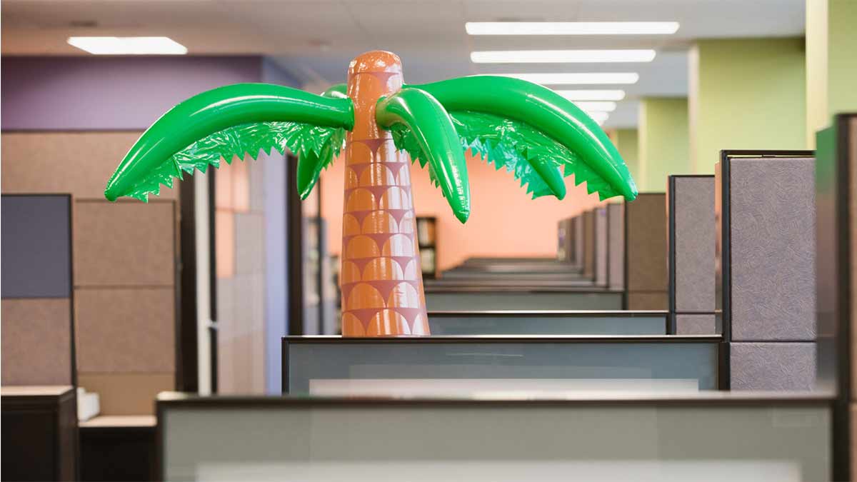 別讓退休員工真的「退休」