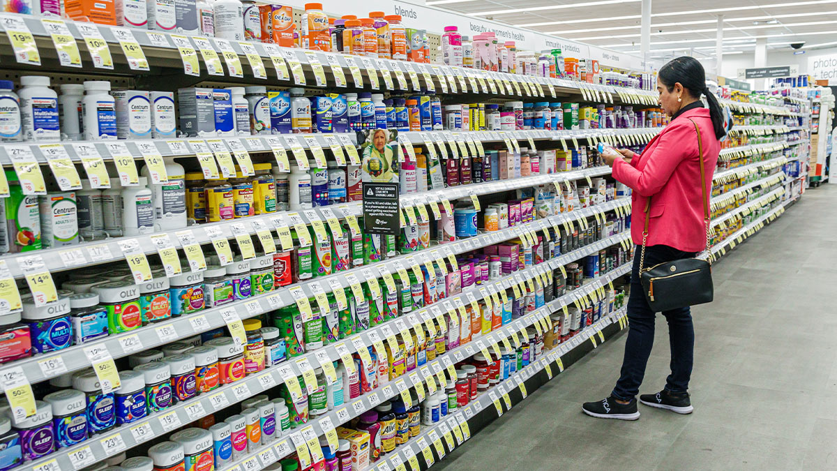 從三種不可或缺的維他命，看美國對中國的高度依賴