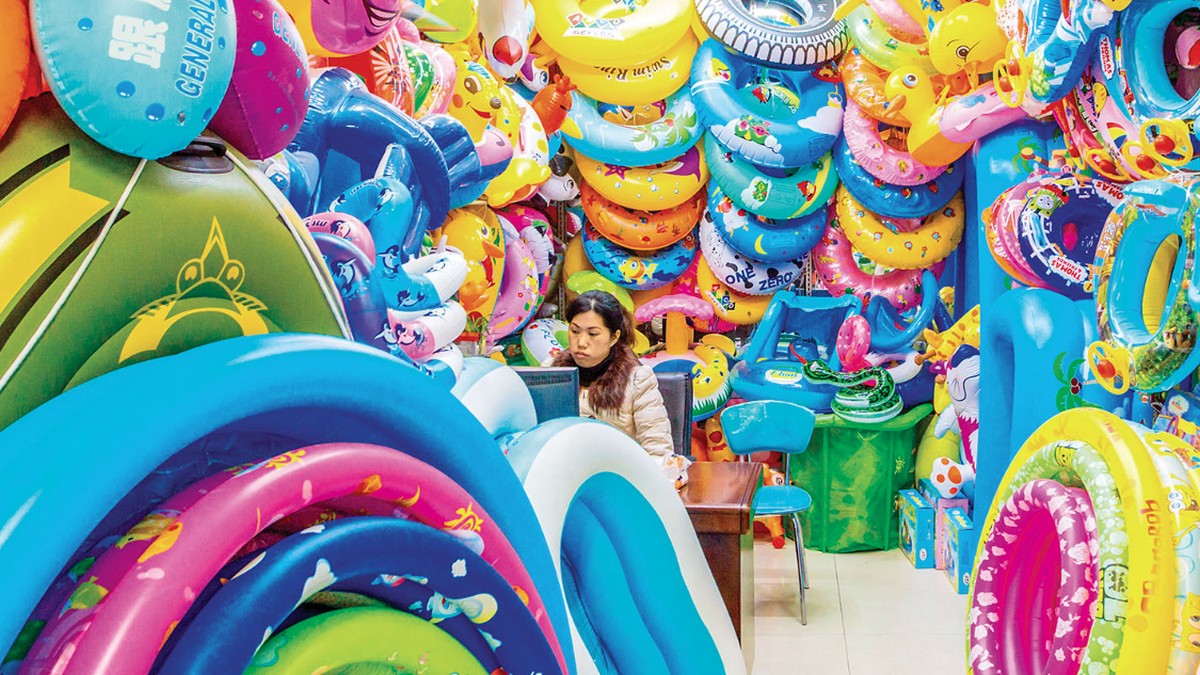 中國如何飛越成長危機？