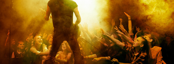 蘋果是公司，但更像是個樂團