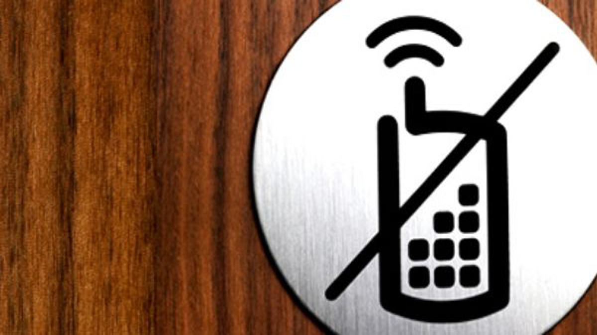 推行「緩慢溝通」運動