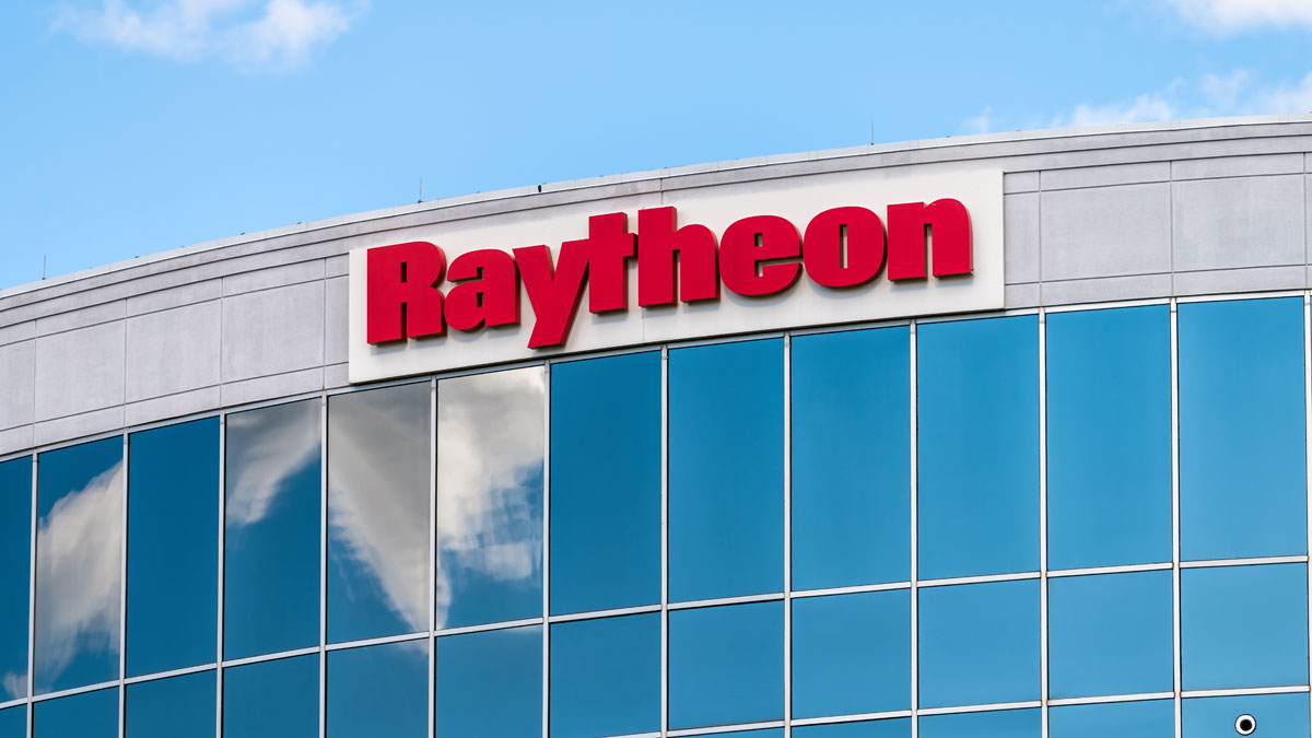 阿姆斯壯登月直播的幕後功臣：雷神公司，戒不斷軍工癮的百年巨頭