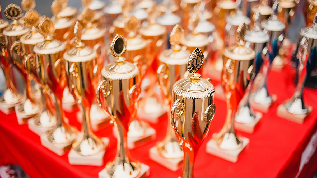 有錢也要懂得發，經濟學家教你辨別該用獎金激勵員工的時機