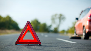 新官推不動變革？