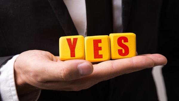 攻破他的心理防線！掌握說服 6 大技巧，讓對方說YES