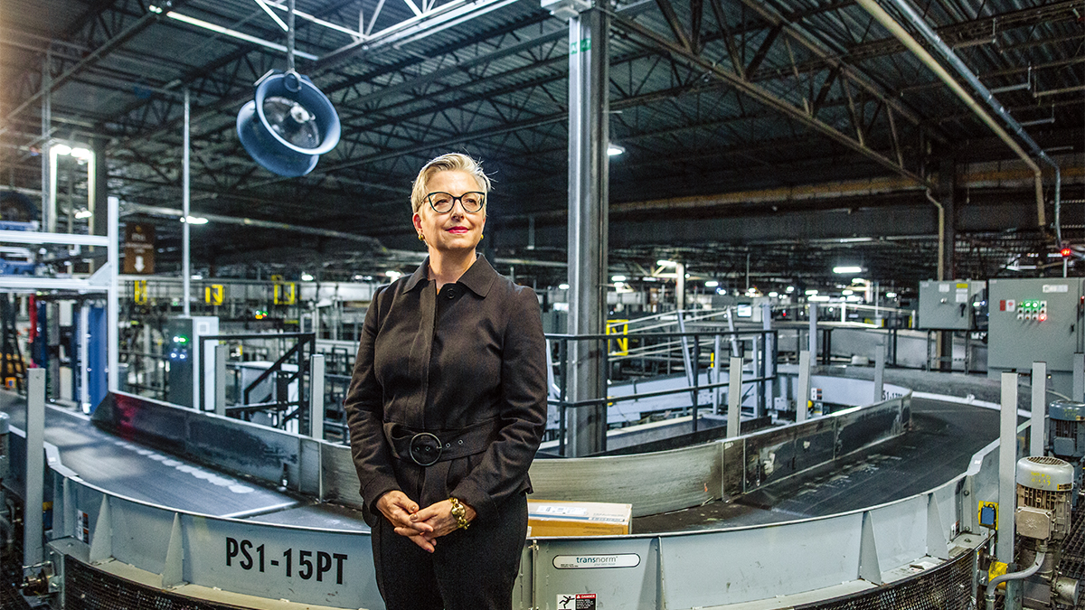 甫上任就遇疫情！她帶領UPS迎戰疫情，迎來史上最高獲利