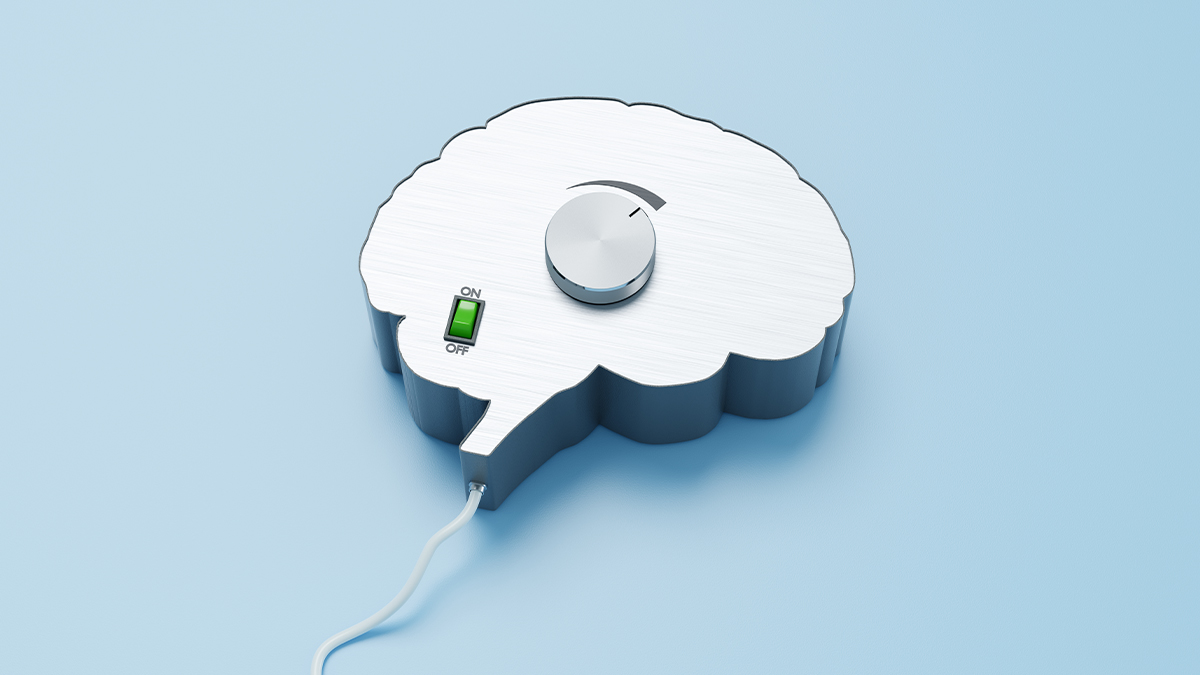 要與AI高效合作，員工需具備「人際技能」與「領域專長」