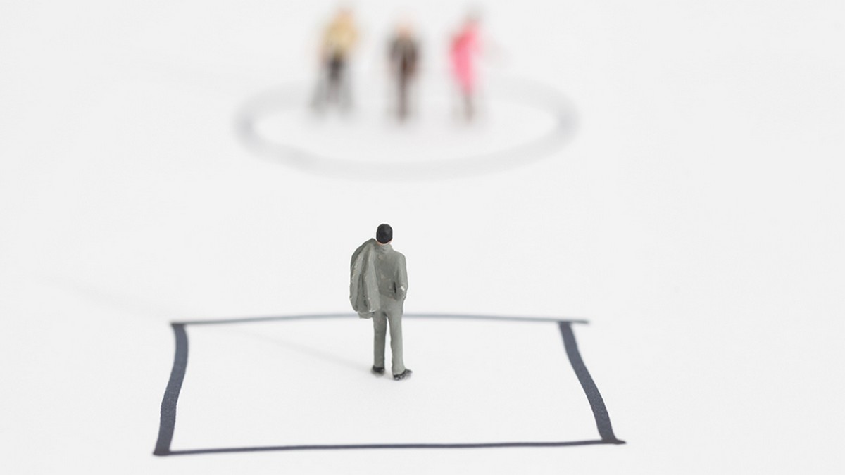 「不管事」、「管太寬」都會出問題